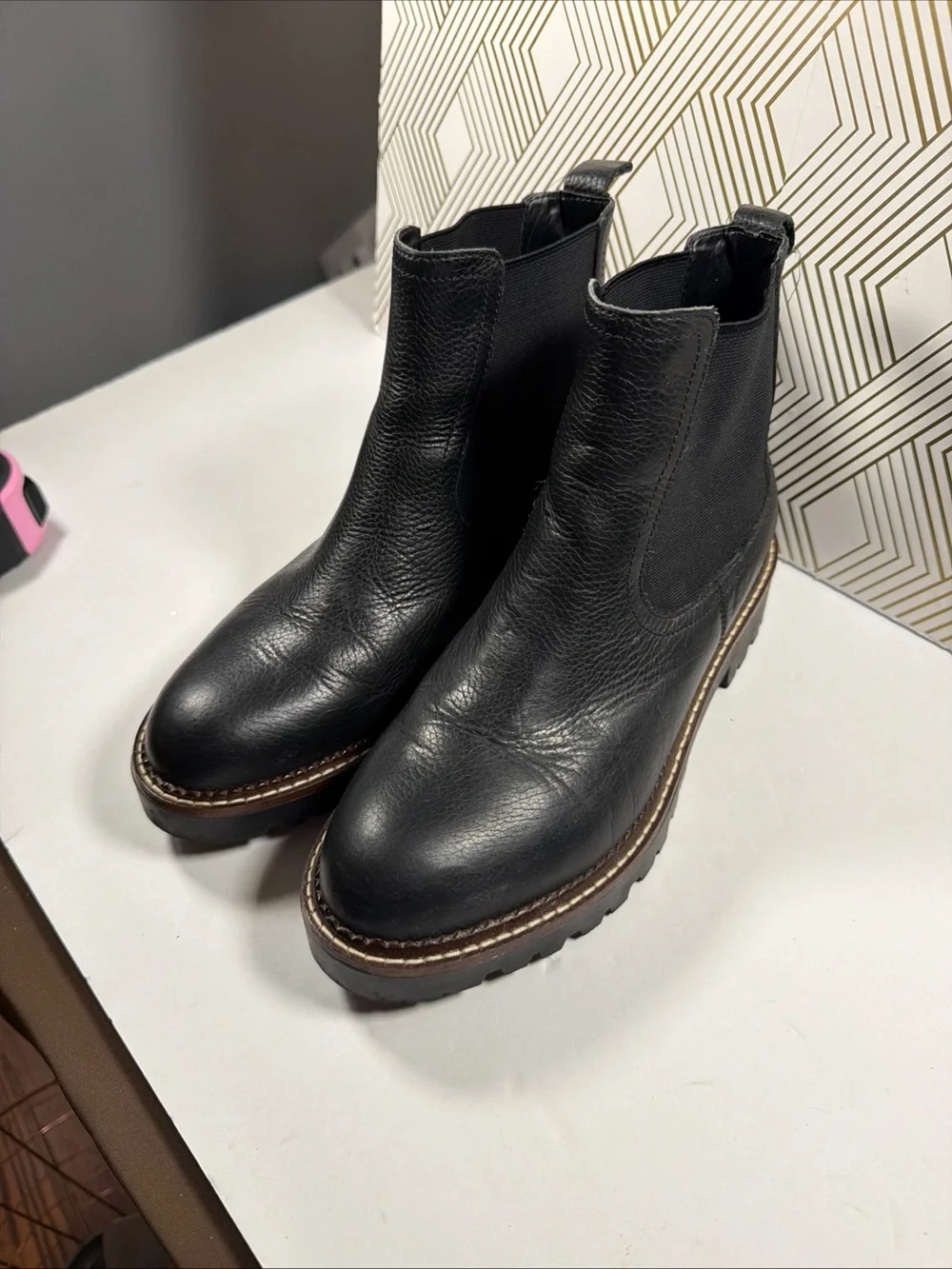 Calson women’s Black Leather Chelsea Lug Boots - Classic Pull-On Style